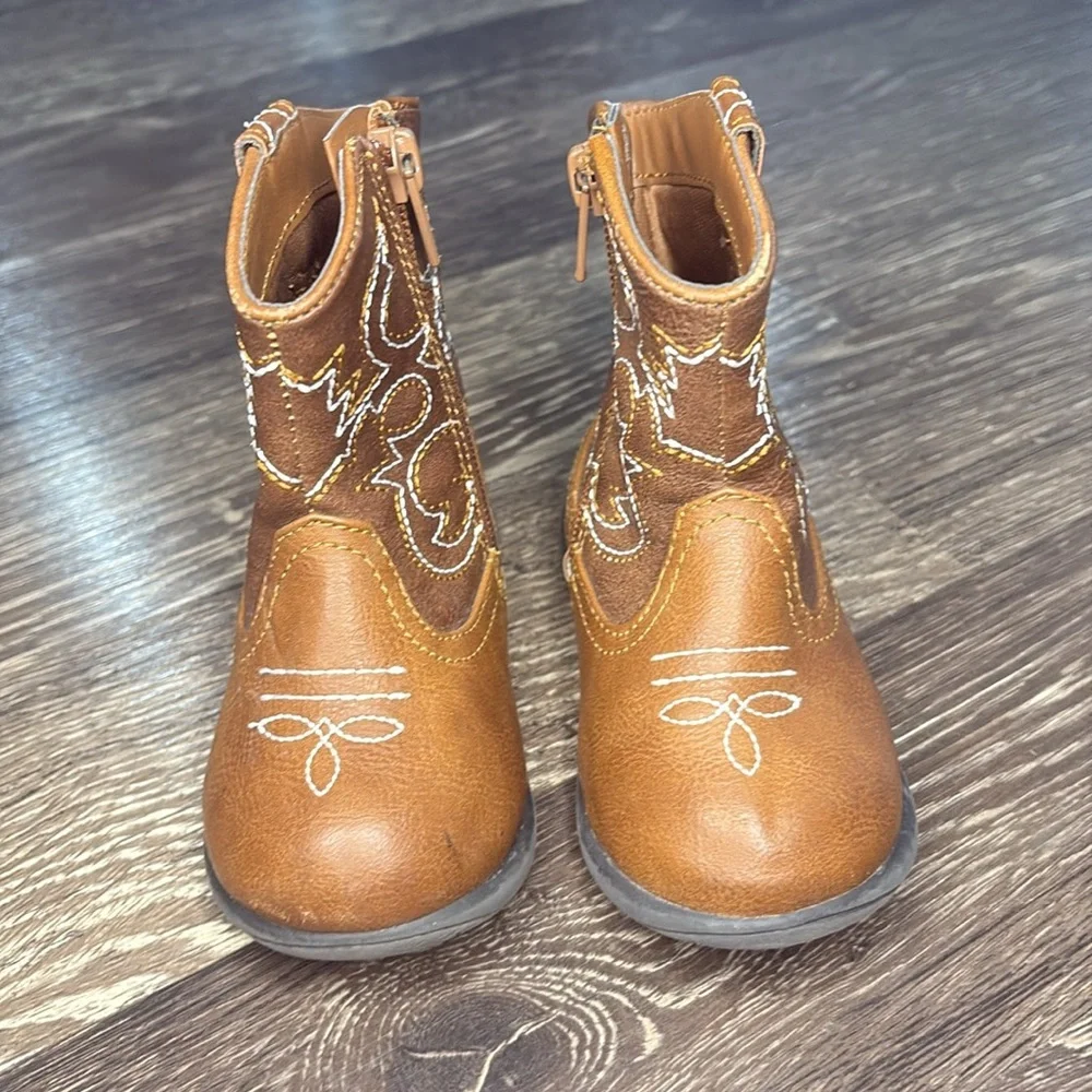 Baby cowboy boots size 6 Wonder Nation Brand with zipper down the side - Picture 2 of 5